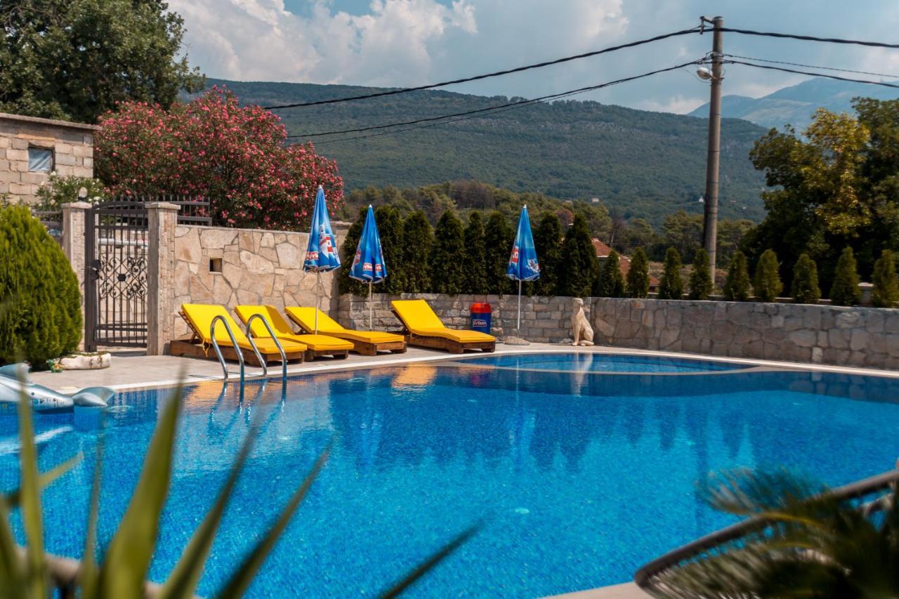 Villa Ilijana Тиват Экстерьер фото