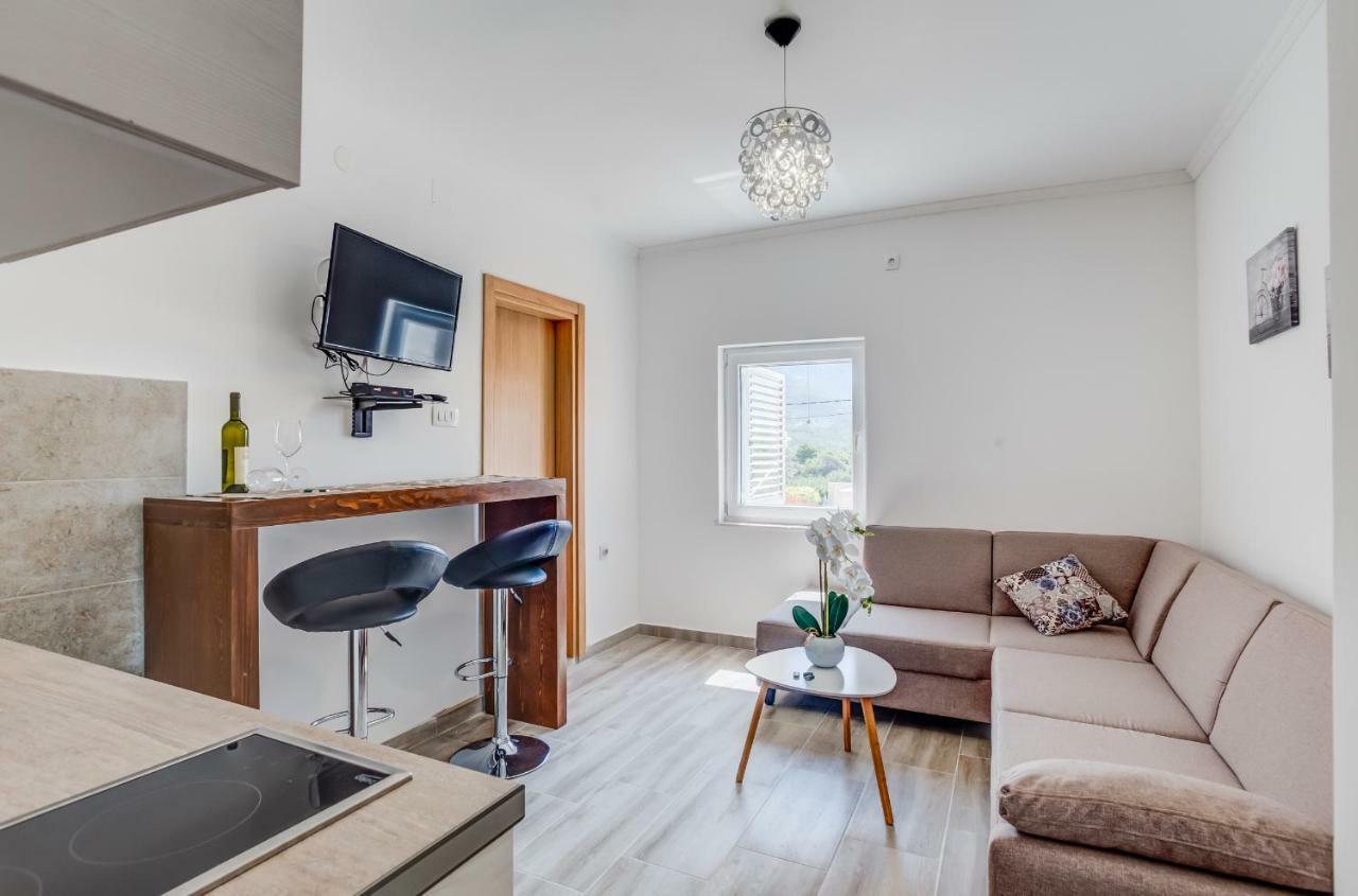 Villa Ilijana Тиват Экстерьер фото